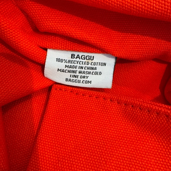 Herman Miller Red Canvas Tote with handles & adjustable shoulder strap.  New - Picture 8 of 12